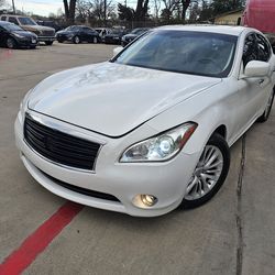 2012 infiniti m37