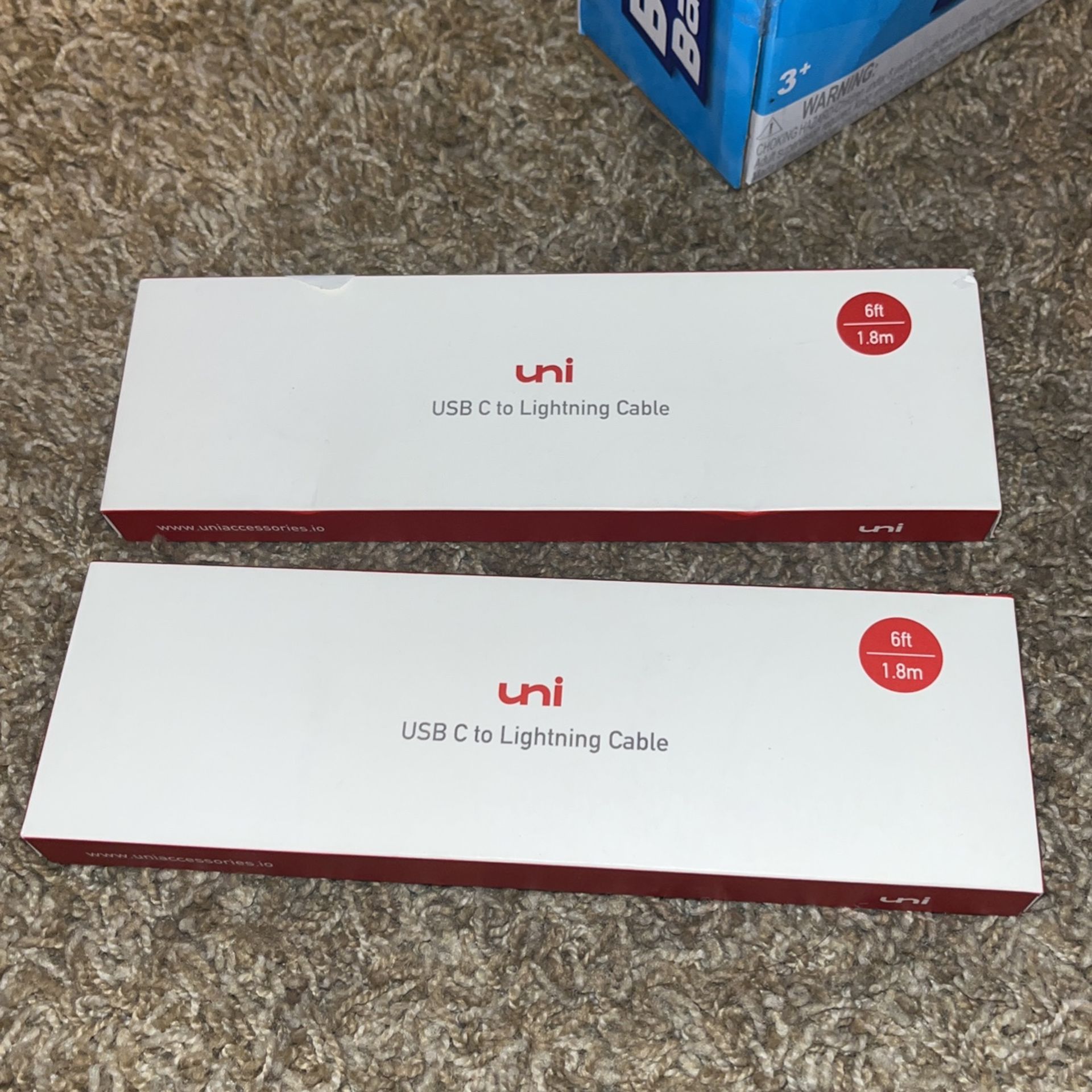 Uni USB C to Lightning Cable