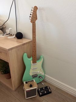 Harley Benton VT Series Guitar + Spark Mini Amp + Spark Control Pedal