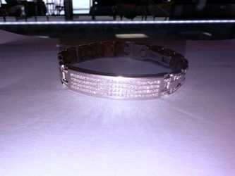 18KWG Diamond Bracelet