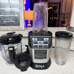 Ninja Nutri Blender With Food Processor 1200 Watts 