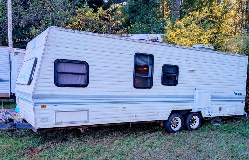 2 Campers For Sale ( 1 with Slideout, one with bunkbeds)
