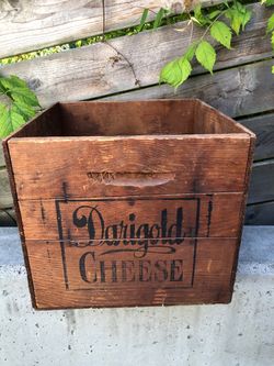 Antique Wooden Darigold Cheese Box
