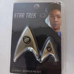 Metal Star Trek badge and pin