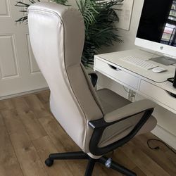 Ikea Alex Desk And Staples Office Chair 