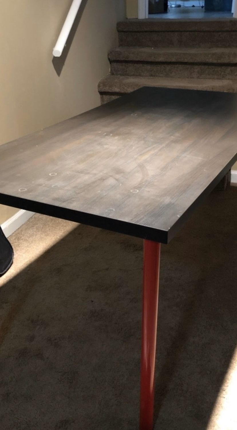 IKEA customizable desk
