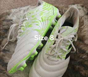 Soccer cleats