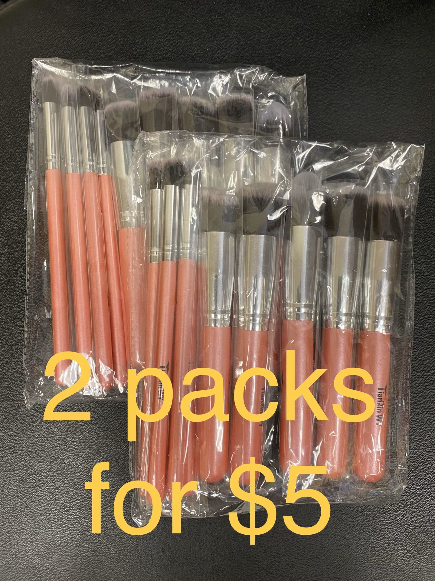 2 for 5$ (New) Make Up Brush, 10 Piece Soft Pink Makeup Brushes Set Portable Kabuki Liquid Cream Brushes