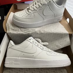 Nike Af1 / New / Men’s 8 , 8.5 , 9 , 9.5 , 10 , 11 ,12