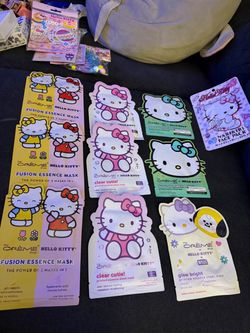 Hello kitty face mask