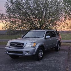 2004 Toyota Sequoia