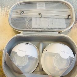 Momcozy Breast Pumps