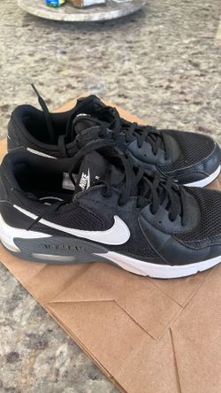 8.5 girl  Nike air