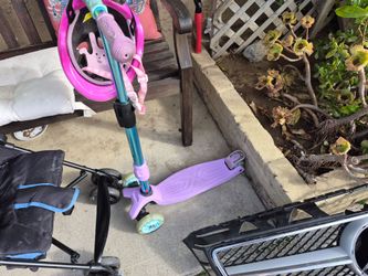 Scooter & helmet