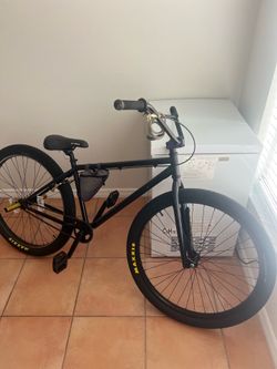 Gt performer 29 inch wheelie bike