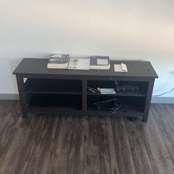 TV Stand - 65’’ 
