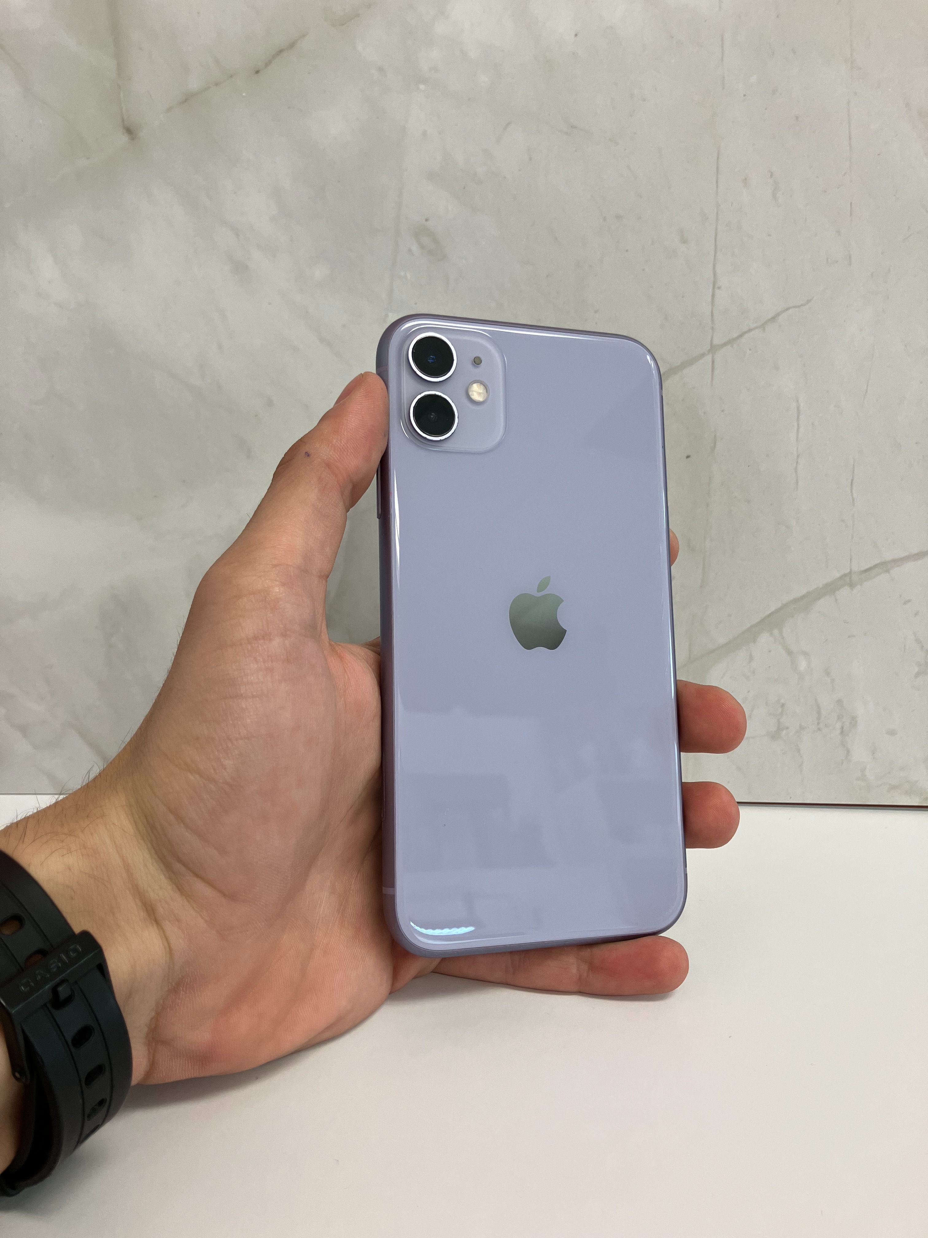 iPhone 11 - Unlocked - 64GB - Purple