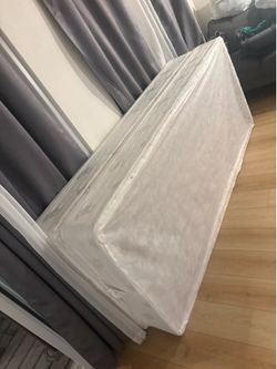 Cali king box spring