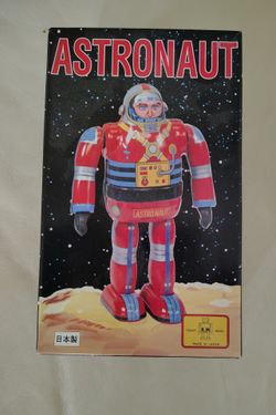 COLLECTOR NIB ROBOT Metal House of Osaka Wind-up Walking Astronaut