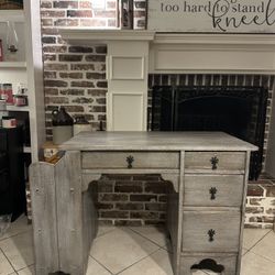 Gorgeous Refinished Vintage Kroehler Del Rey Desk with Bookshelf / Vanity / Writing Table / Kids Desk