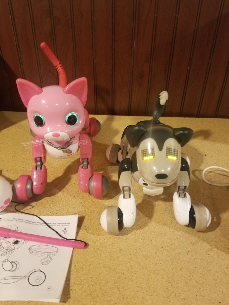 Zoomer Toys