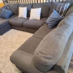 Sectional Sofa 