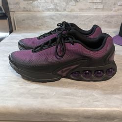 Men's Nike Size 10 