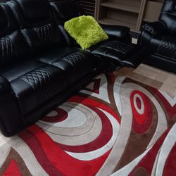 *Weekend Special*---Santiago Sleek Black Leather Reclining 3 Piece Sets---Delivery And Easy Financing Available🫡