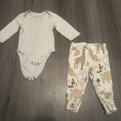 baby outfit with animals 6-9 months 