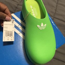 ADIFOM STAN MULE.... SIZE 7 RUNS BIG 