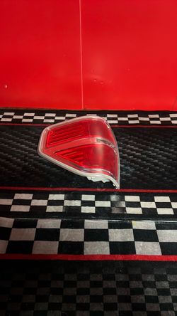 09 10 11 12 13 14 Ford F150 left driver side Tail Light OEM