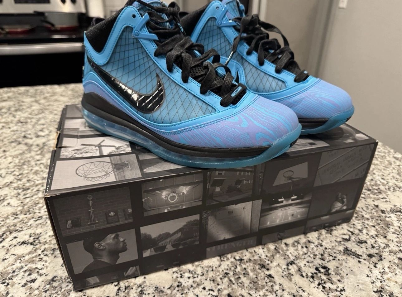 LeBron Nike 7 All-Star (2010) Size 9