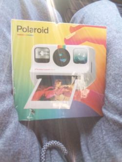 Brand New polorid Go Camera ( Antalog Instant Camera) 