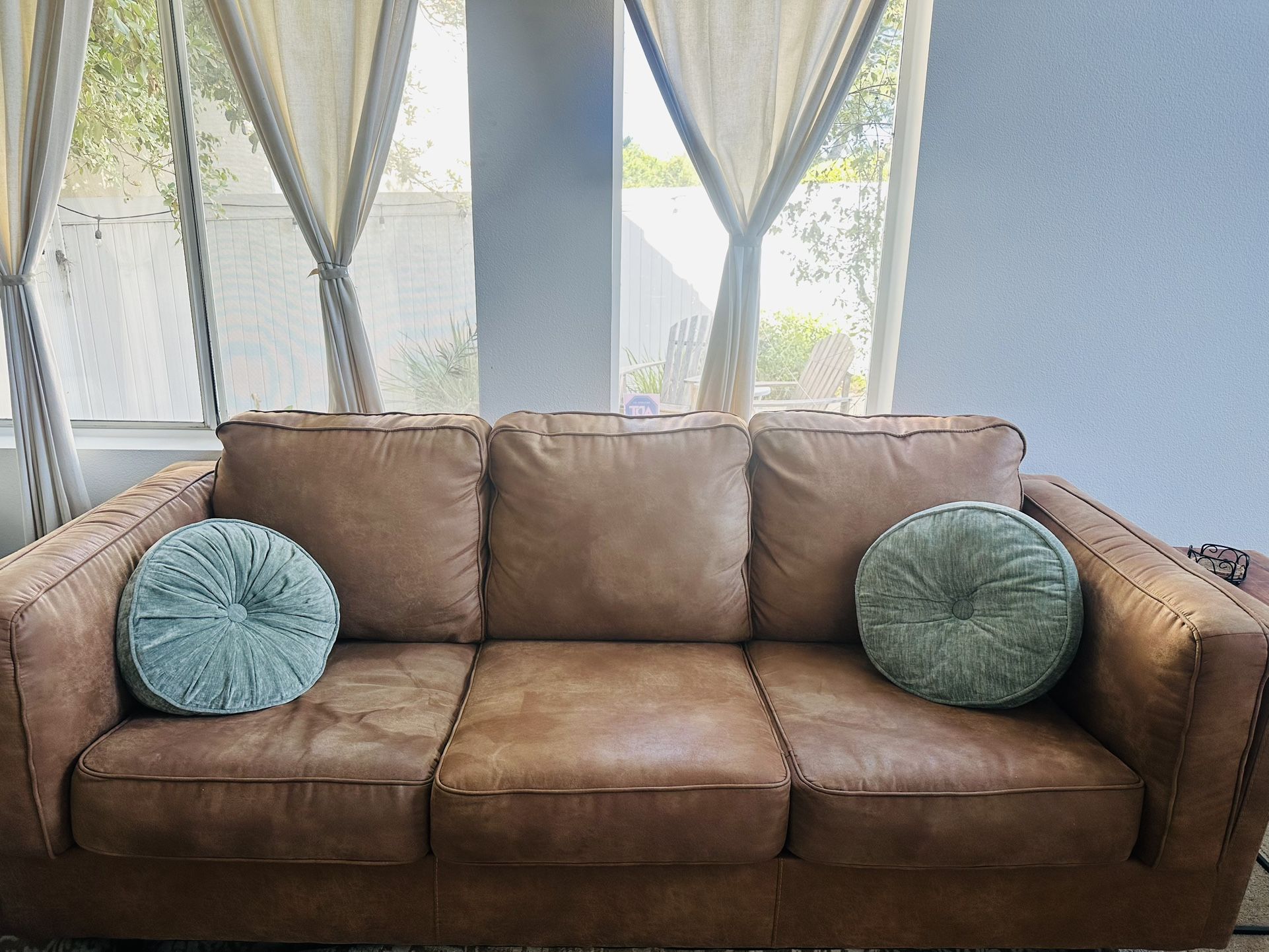 Caramel Sofa & Loveseat Set – Excellent Condition!