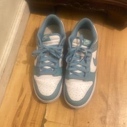 Nike Dunks 