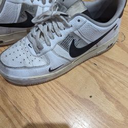 Nike Air Force 1
