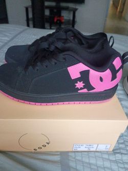Girls shoes