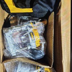DeWalt Router Fixed/ Plunge Base Kit, Variable Speed, 1.25-HP Max Torque (DWP611PK)
