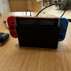 Nintendo Switch With Cover And Controllers 