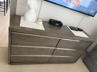 4 Piece Bedroom Set