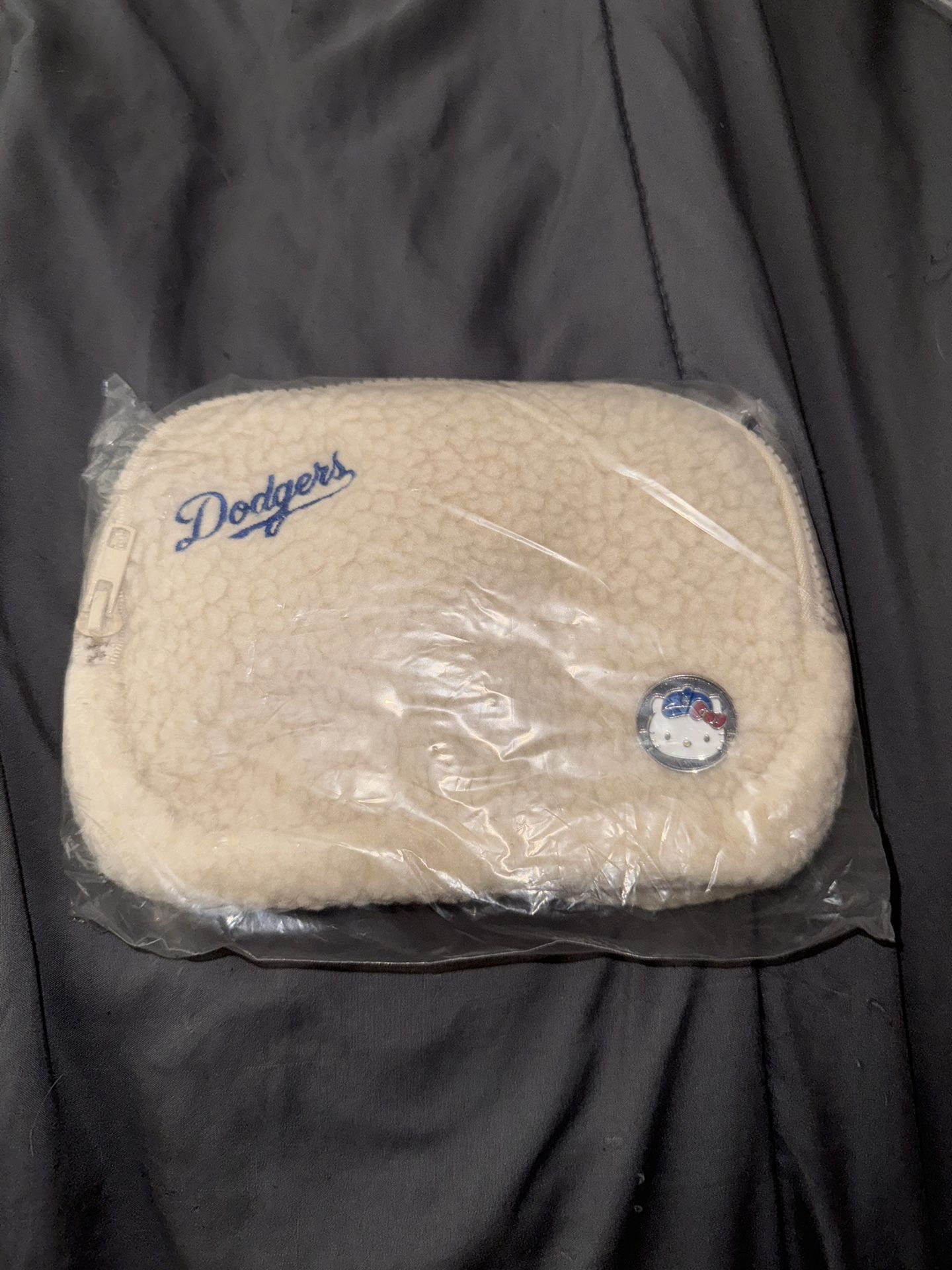 Hello Kitty Dodgers game exclusive bag