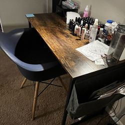 Table And Chair 