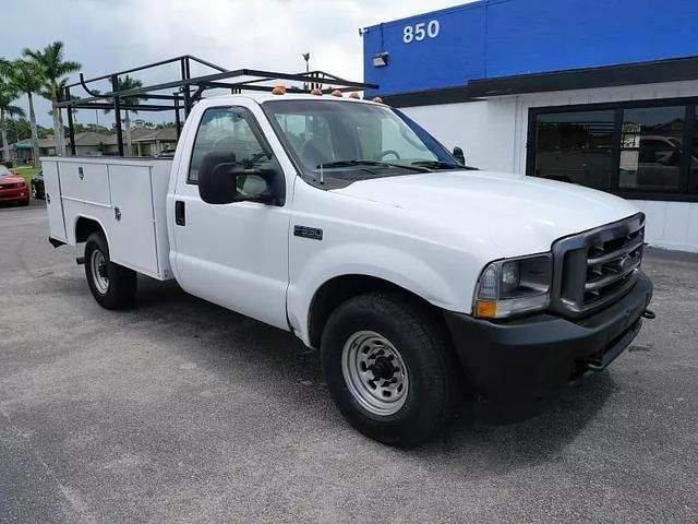 2003 Ford F-350 Chassis