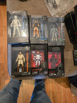 STARWARS BLACK SERIES FIGURES