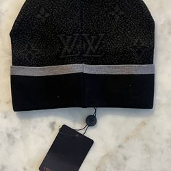 Louis Vuitton Beanie Brand New 🔥🔥🔥