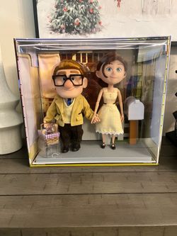 NEW DISNEY PIXAR UP ELLIE AND CARL 15th ANNIVERSARY LIMITED EDITION DOLL SET