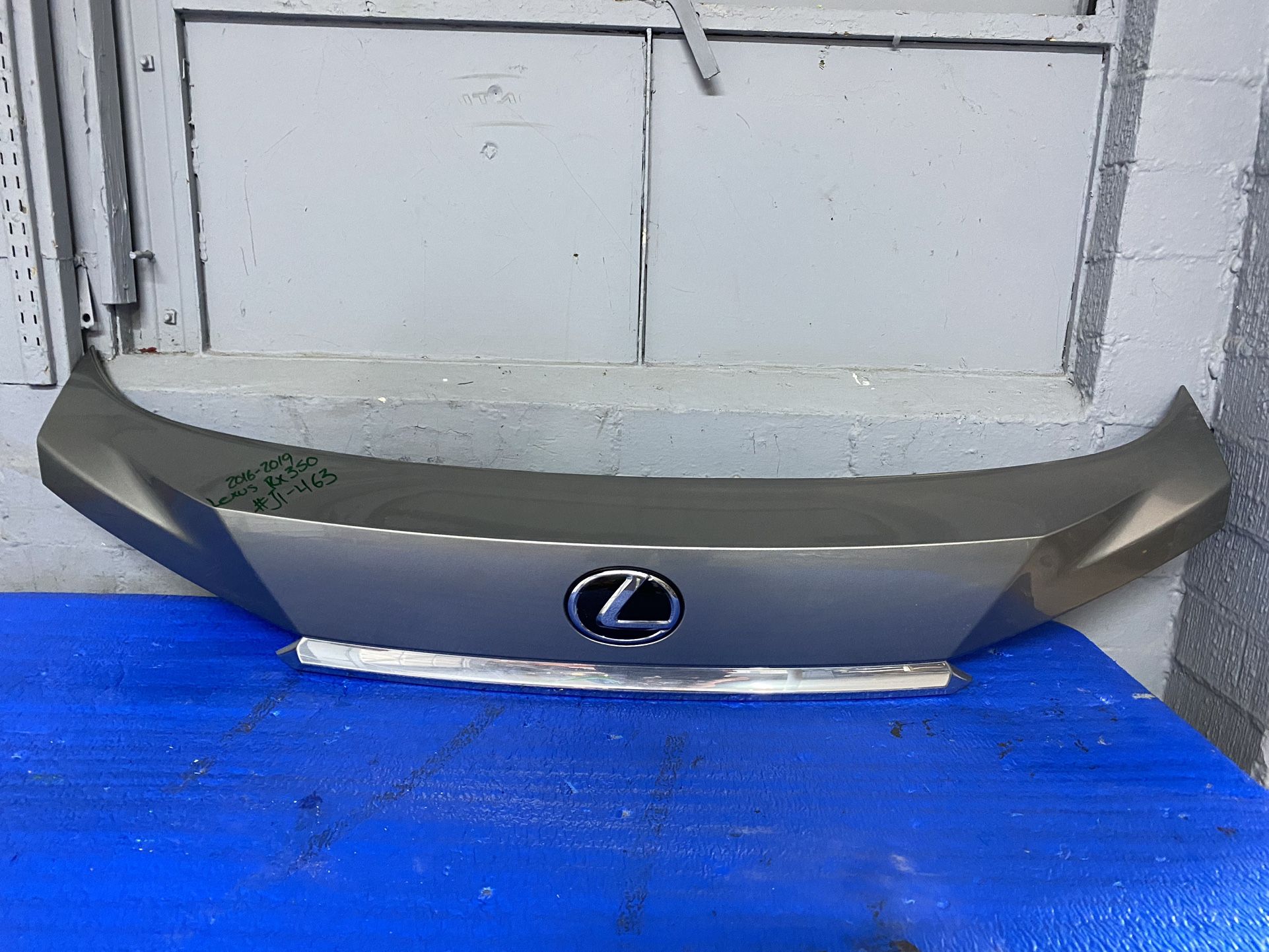 2016 2017 2018 2019 Lexus RX350 Liftgate,Trunk Lid Trim Panel Cover.
