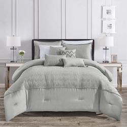 7 Piece Comforter set Gray color Queen size ONLY LAST SET