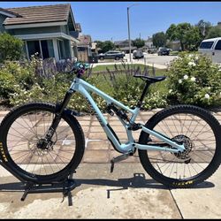 2022 Specialized s3 StumpJumper Evo Comp 2.6 k OBO (lots of upgrades)