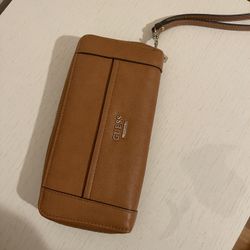Guess Wallet 